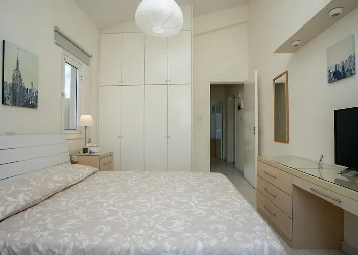 The Marilouize * Pegeia