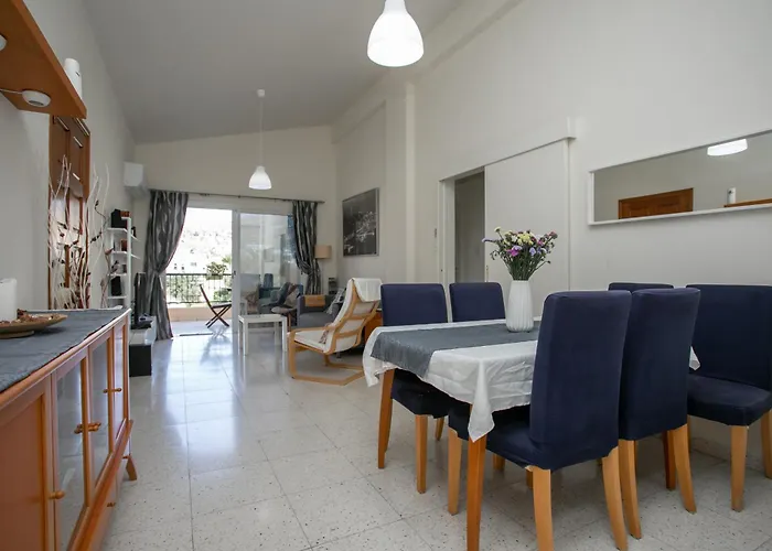 The Marilouize Pegeia